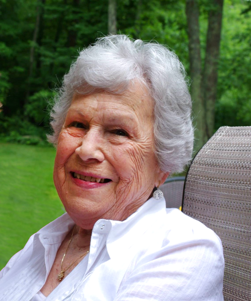 Obituary of Madeleine Socquet | Farner Family Funeral Homes: Smith ...